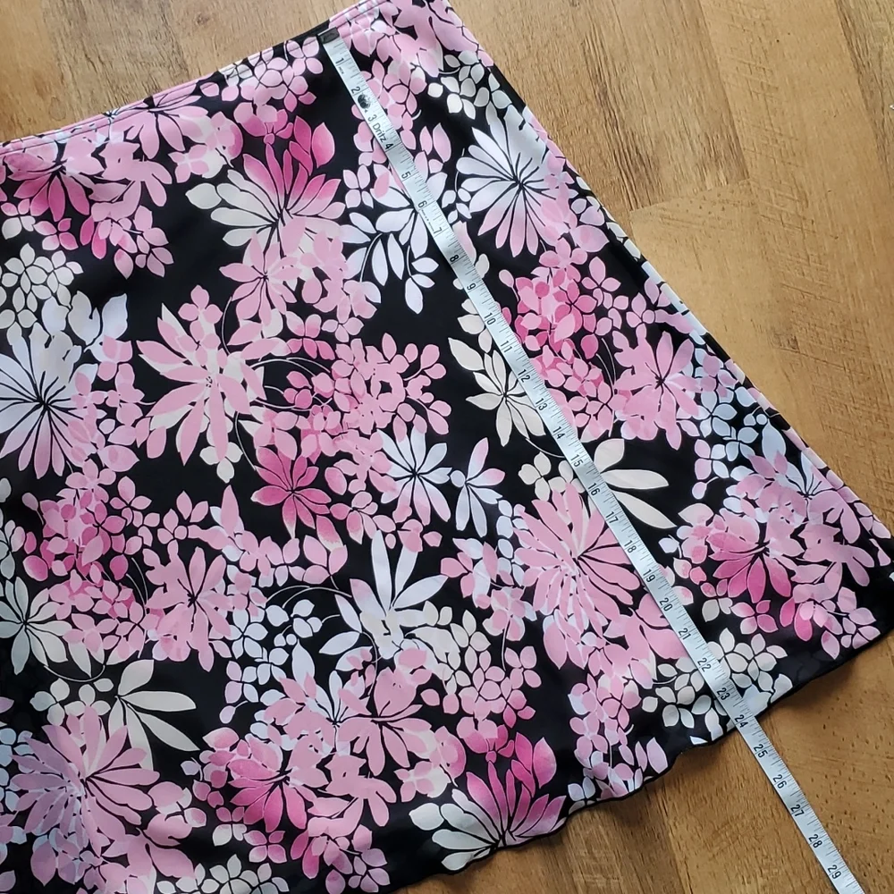 IZ Byer California Pink‎ Floral Flowy Skirt  Size Womans Medium